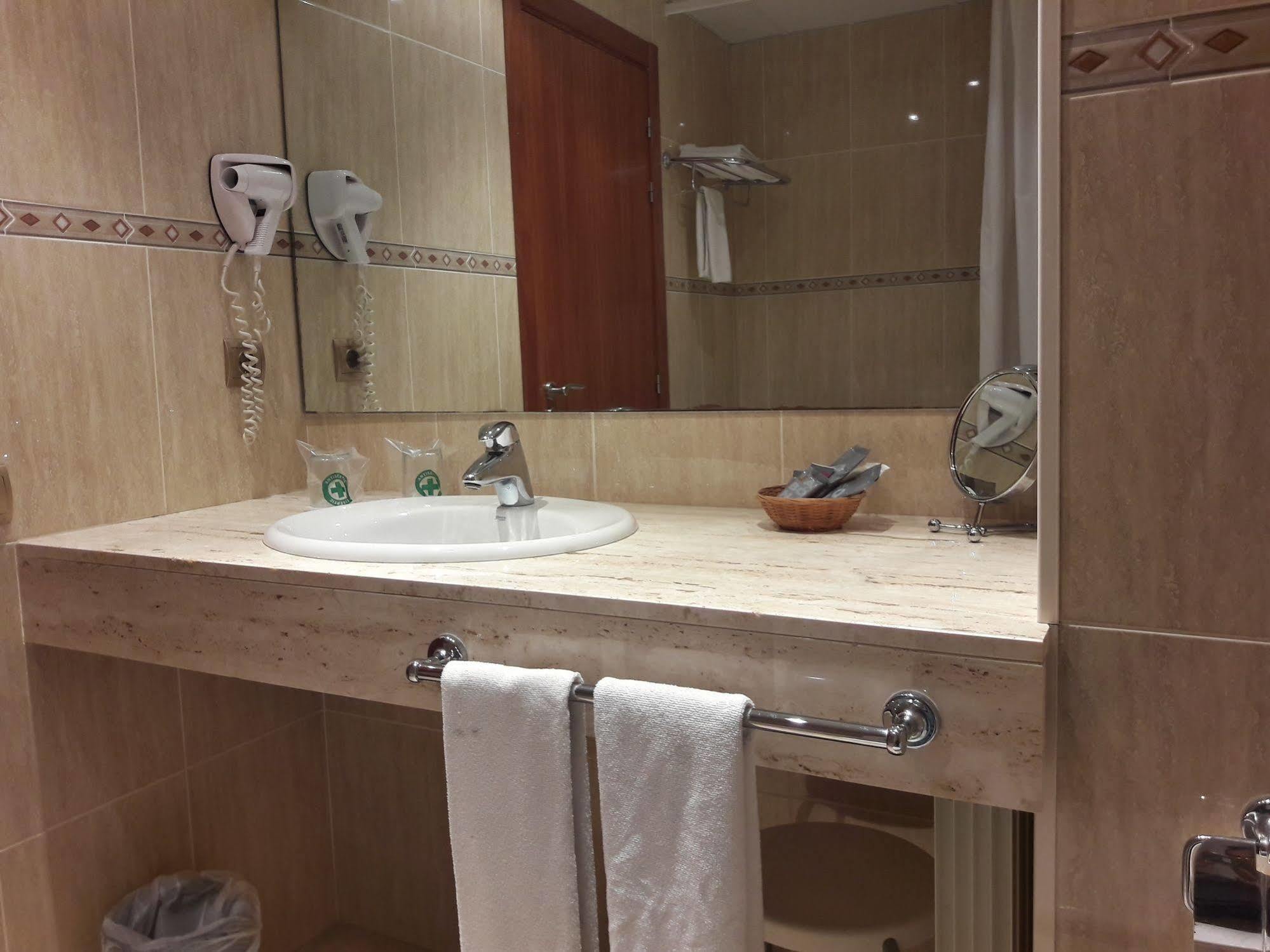 Hotel Festa Brava Андора ла Веля Екстериор снимка